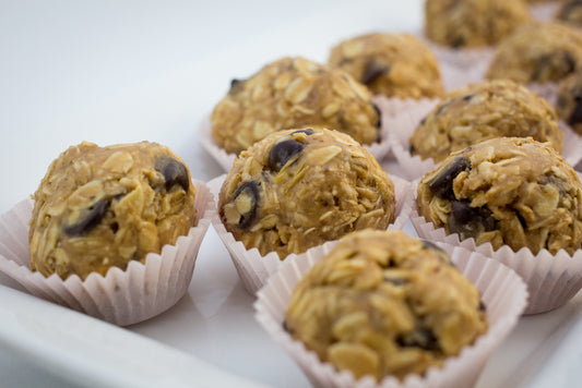 Peanut Butter Chocolate Chip Protein Energy Bites